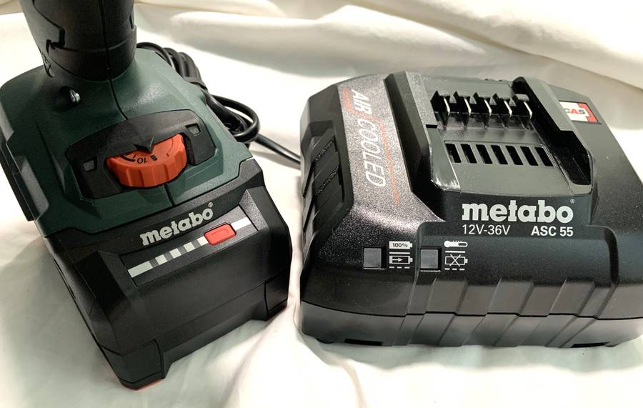 New Metabo 120Nm cordless Hammer Drill with battery and charger.