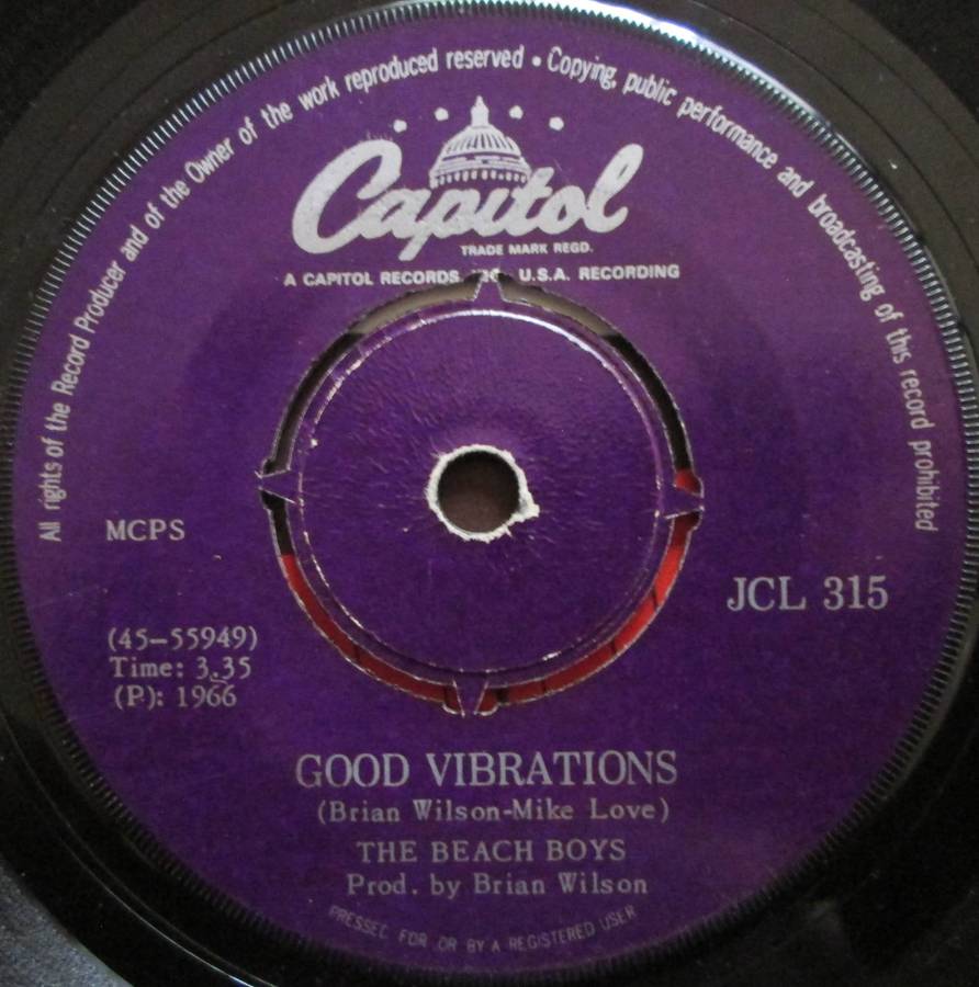 THE BEACH BOYS - GOOD VIBRATIONS / LETS GO AWAY FOR A WHILE (7 SINGLE/VINYL)
