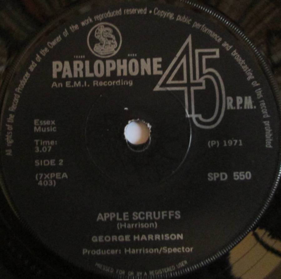 GEORGE HARRISON - WHAT IS LIFE / APPLE SCRUFFS  (7 INCH SINGLE/VINYL)