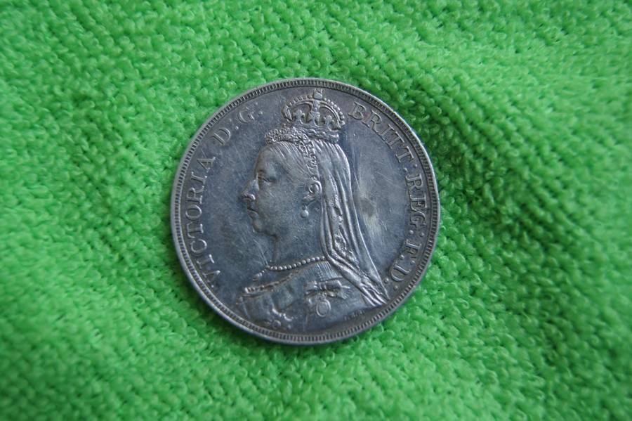 1889 Great Britain Crown - Silver