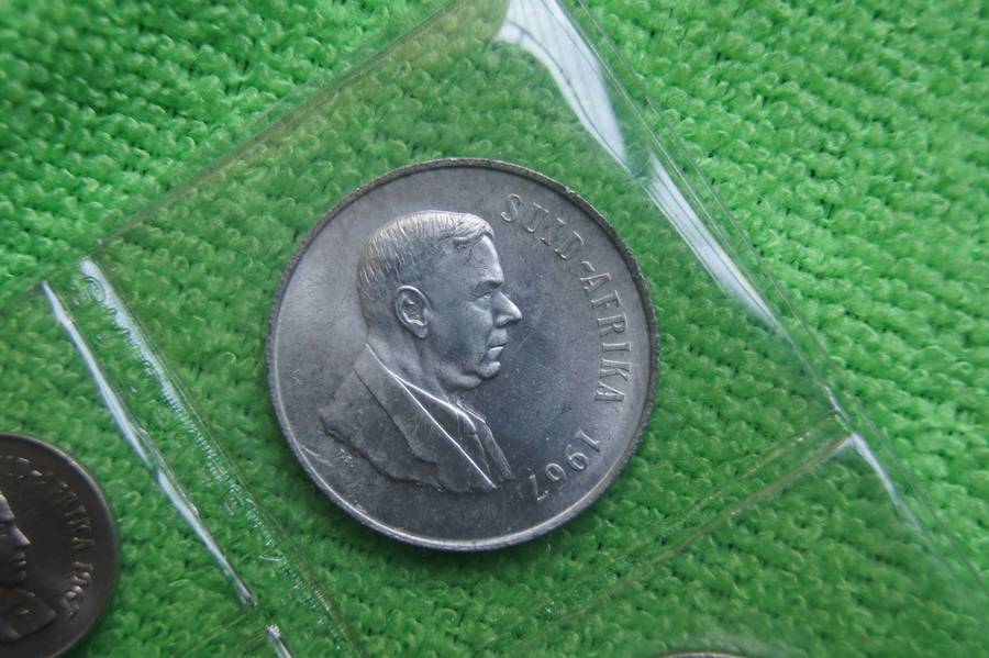 1967 SA Mint Pack - Verwoerd (Afrikaans) - incl Silver Rand