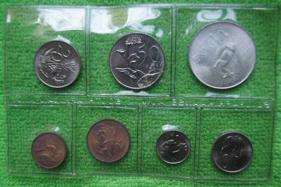 Two 1967 Mint Packs - English and Afrikaans (incl Silver Rand) - Lot 1