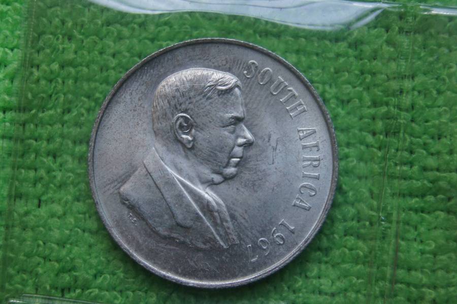 1967 SA Mint Pack - Verwoerd (English) - incl Silver Rand