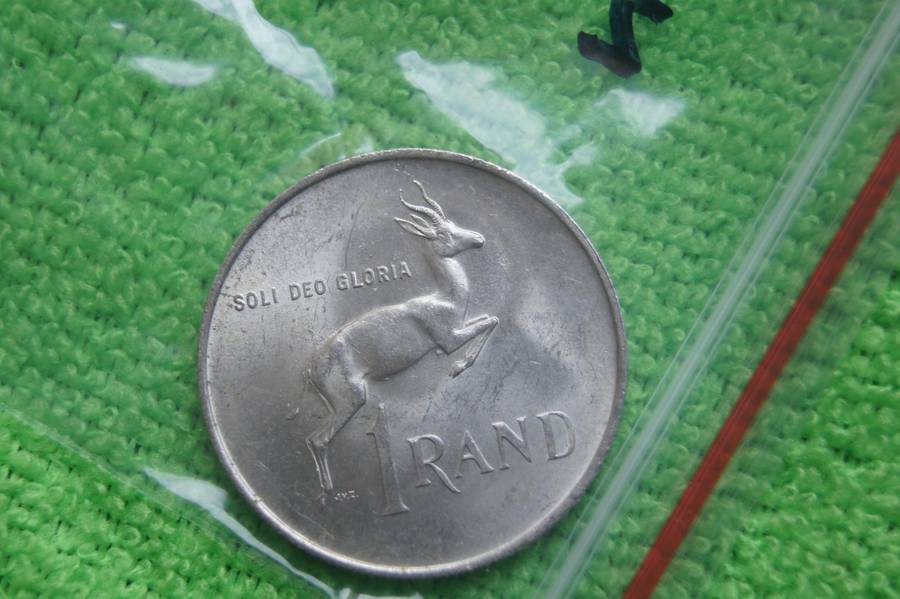 1967+1969 South Africa Silver R1 - Verwoerd and Donges (Afrikaans) (Bid is per coin to take both)