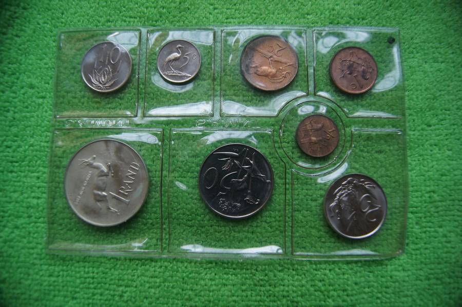 1976 Uncirculated Mint Pack (Incl Silver Rand)