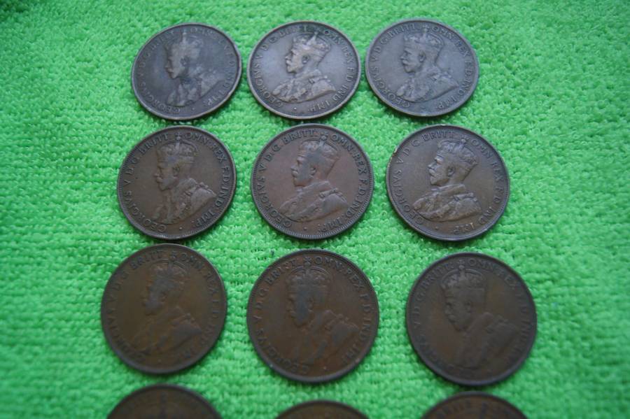 Australian Penny Set (16 coins) (1912-1950) Seldom Found - Bid per coin to take all 16