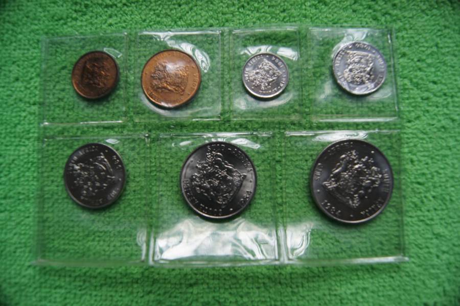 Consecutive Year SA Mint Packs, 1983 and 1984 (Bid per pack to take both)