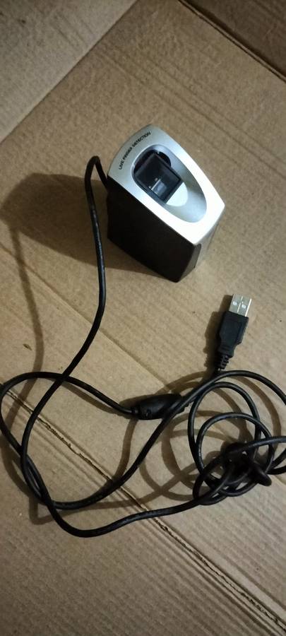 Finger print reader