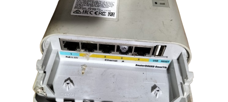 MikroTik OmniTIK 5 PoE 7.5dBi Outdoor WiFi Omni AP