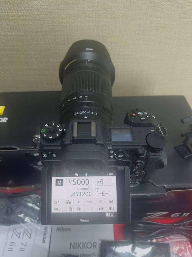 Nikon Z 6II with NIKKOR Z 24-200mm f/4-6.3 VR Lens  Like New (Only 35 Shutter Count)