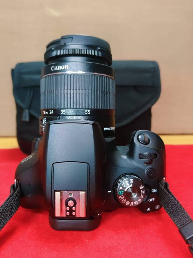 Canon EOS 2000D DSLR Camera Kit - Excellent Condition!