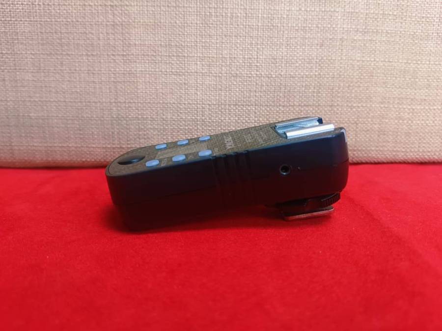 Yongnuo Digital RF605C Wireless Flash Trigger Transceiver