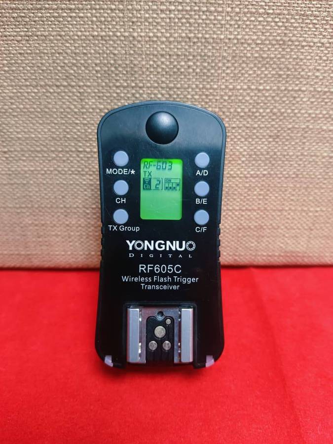 Yongnuo Digital RF605C Wireless Flash Trigger Transceiver