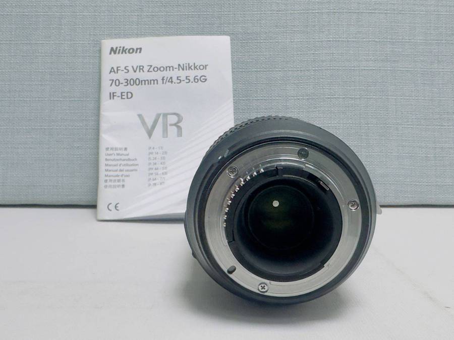 Nikon AF-S VR Zoom-Nikkor 70300mm f/4.55.6G IF-ED Lens (Excellent Condition)