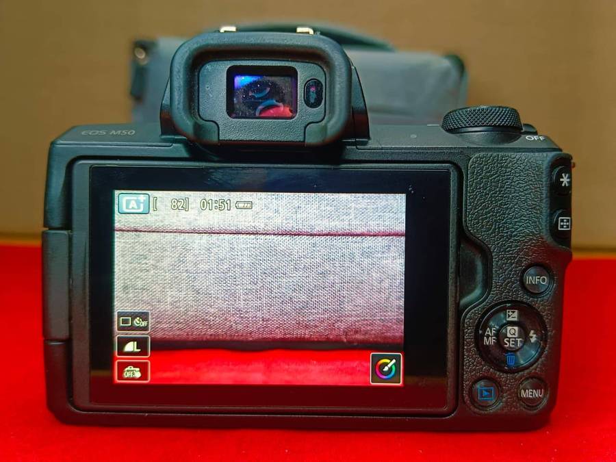 Canon EOS M50 Mirrorless Camera Kit