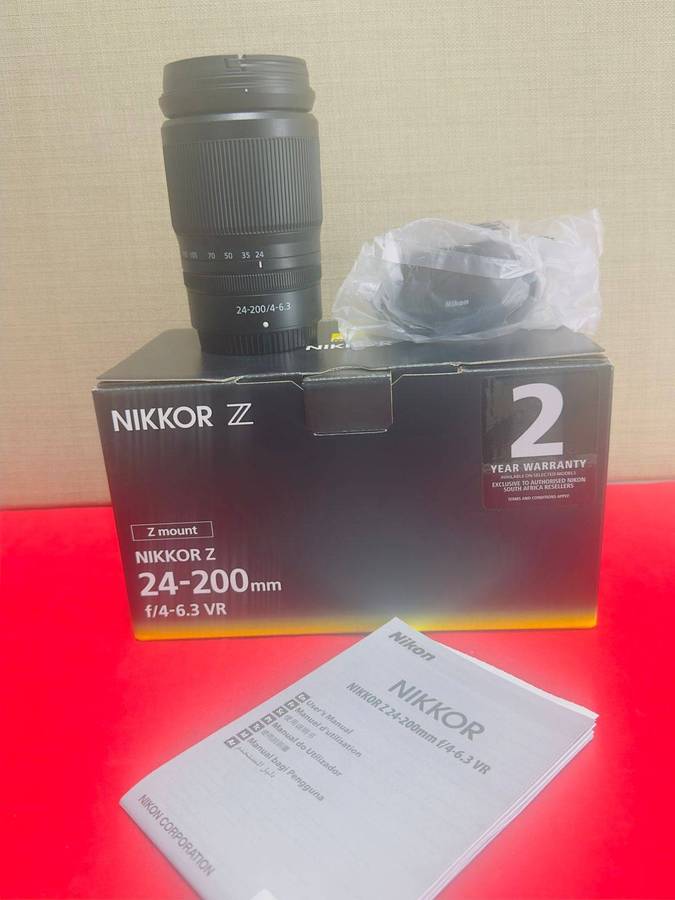 Nikon Z 6II with NIKKOR Z 24-200mm f/4-6.3 VR Lens  Like New (Only 35 Shutter Count)