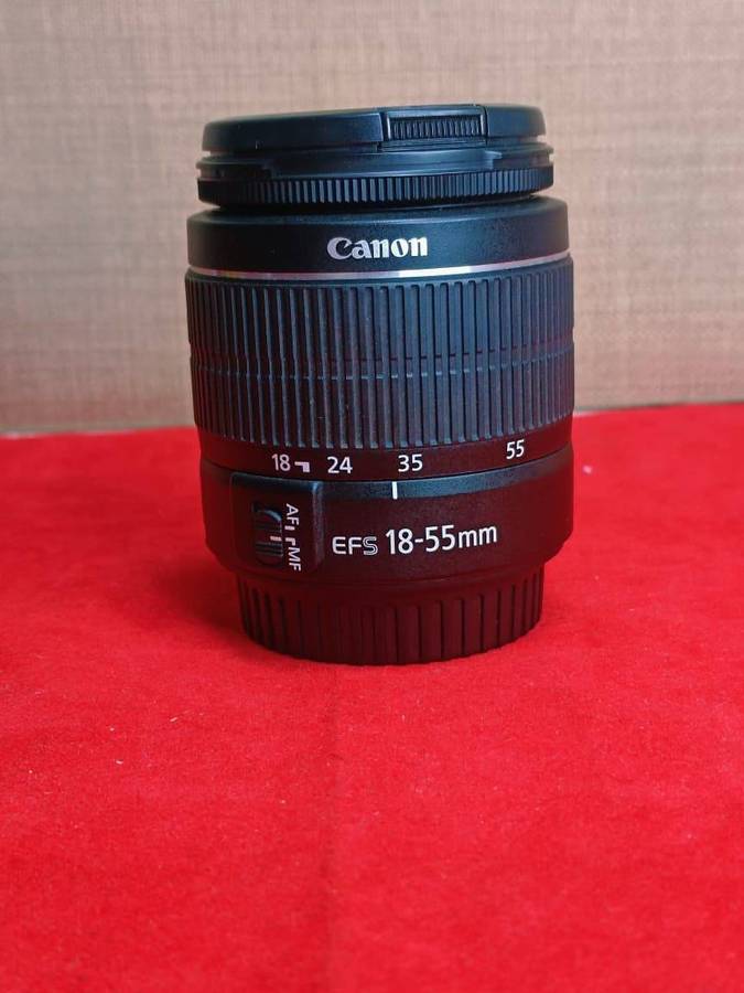 Canon EF-S 18-55mm f/3.5-5.6 III