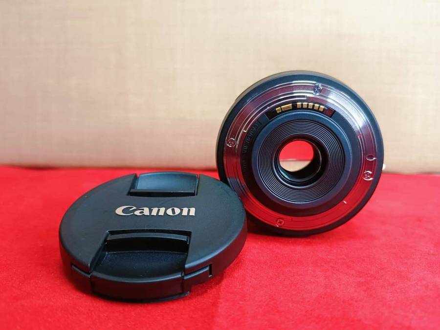 Canon EF-S 18-135mm F3.5-5.6 IS USM Lens