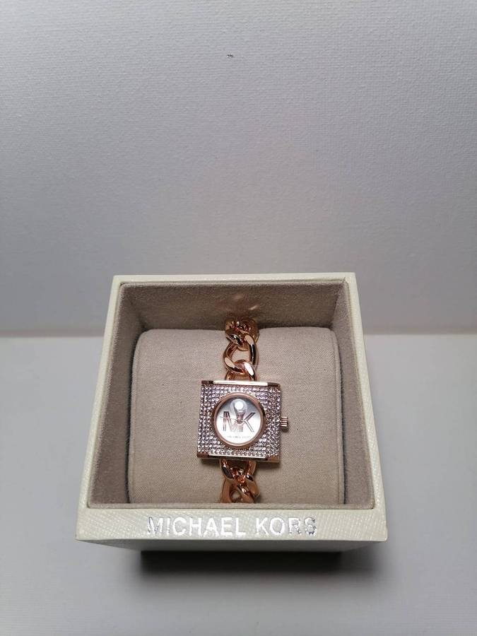 ***Michael Kors Women Watch***