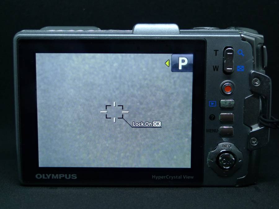 Olympus Tough TG810 - 14 Megapixel - 5x Optical zoom