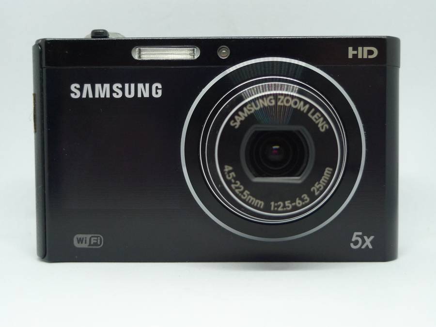 Samsung DV300F - 16 Megapixels - 5x Optical Zoom - WiFi