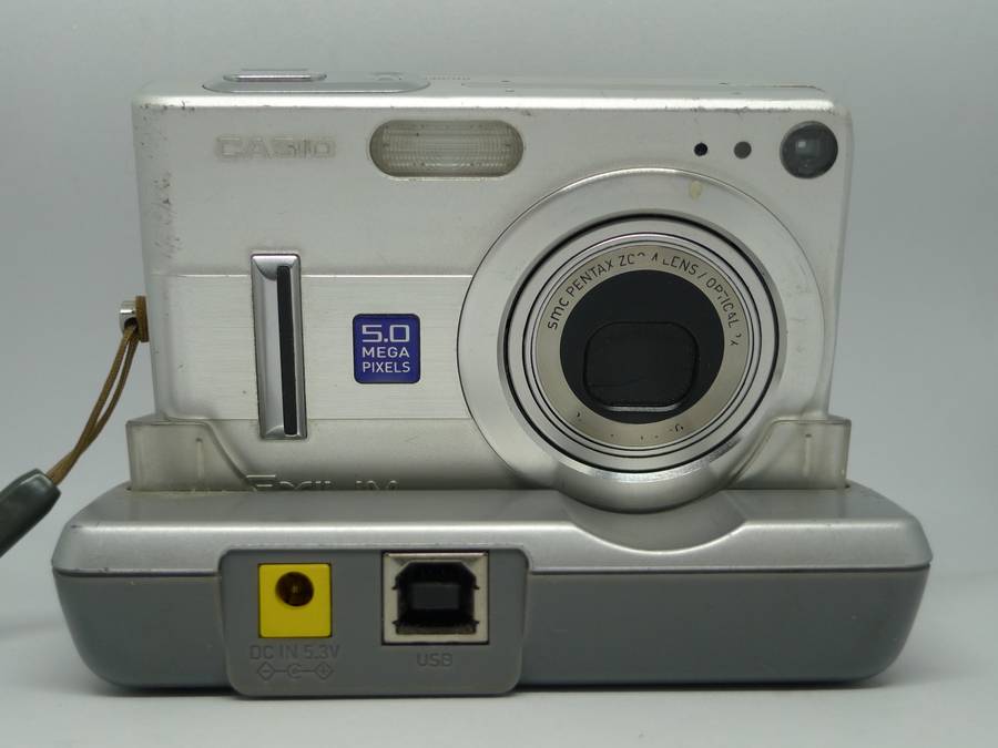 Casio Exilim EX Z55 - 5 Megapixels - 3x Optical Zoom