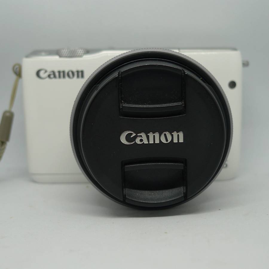 Canon EOS M10