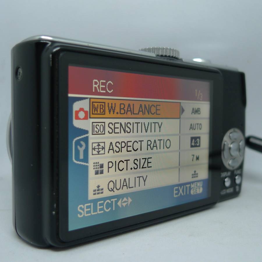 Panasonic Lumix TZ3 - 10x Optical Zoom - 7.2 Megapixels