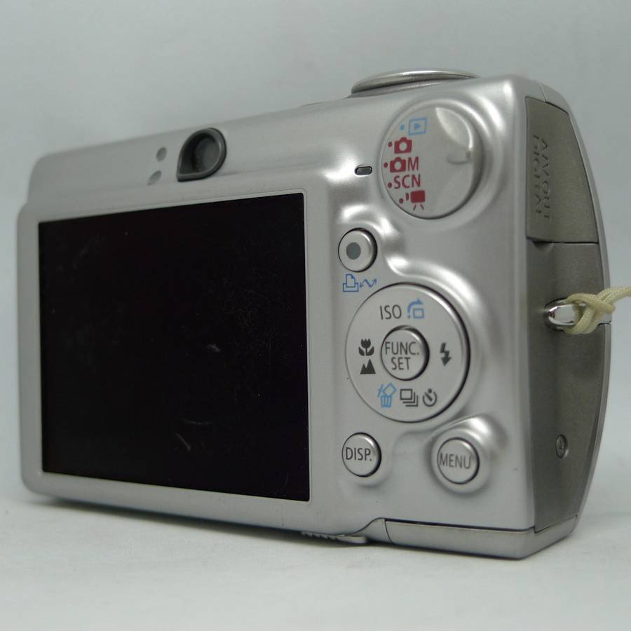 Canon IXUS 750 - 7.1 Megapixels -  3x Optical Zoom