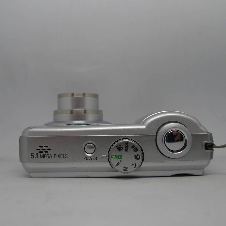 Samsung Digimax S500 - 5.1 Megapixels - 3x Optical Zoom