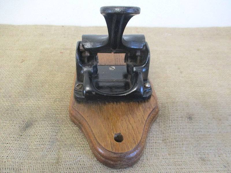 Old Vintage Heavy Duty Two Hole Cast Iron Paper Punch