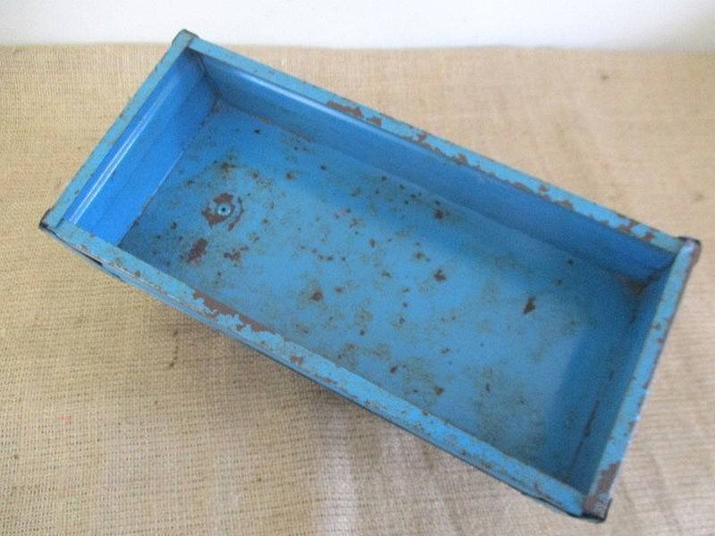 Highly Collectable Vintage "Strike" Steerable Farm Trailer With Bulk Sides