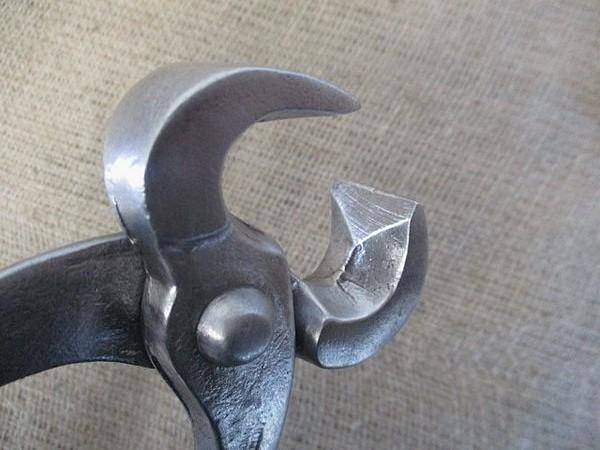 Nice Sturdy Vintage Elliott-Lucas 8 inch Blacksmith Tong With Matching 700gr Machinist Hammer