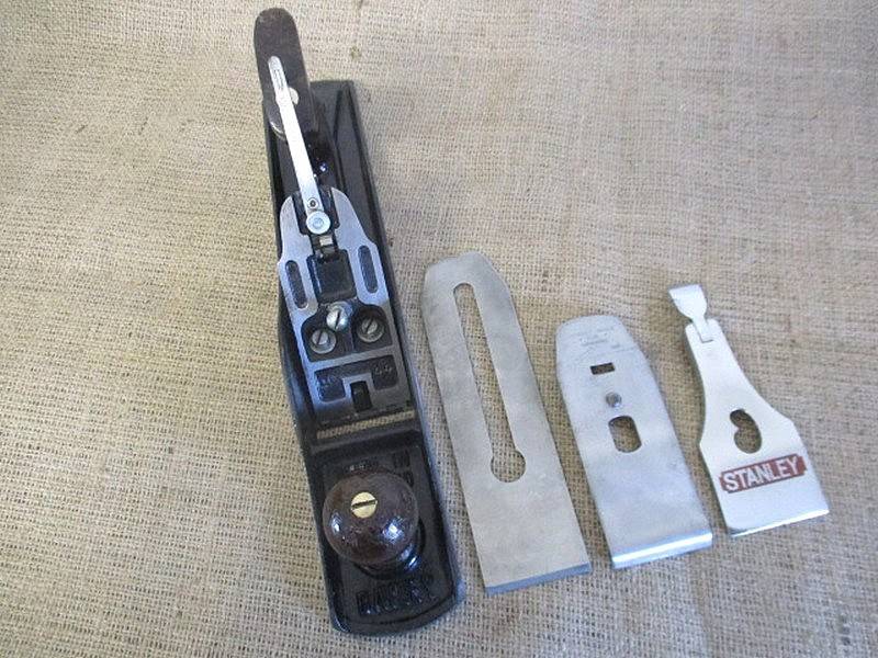 A Real True Hero.......This Excellent Neat Vintage Stanley Bailey No 5 Hand Plane       England