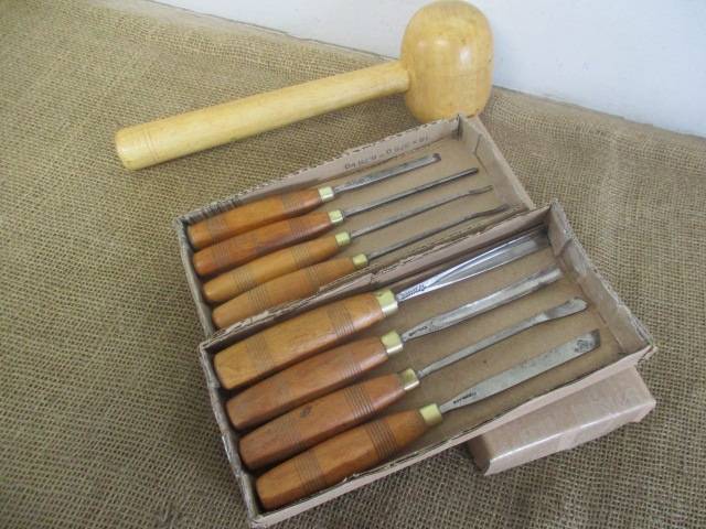 Super Rare Antique/Vintage Set of 8 Ward & Payne / S.J.Addis Wood Carving Knifes