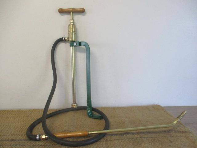 Lovely Vintage Brass "Sprinkaan" Sprayer
