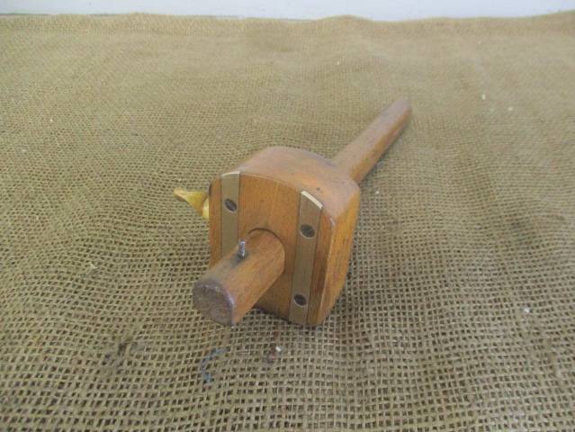Nice Vintage 9 1/2 inch Marples Carpenter's Marking Gauge    Sheffield, England