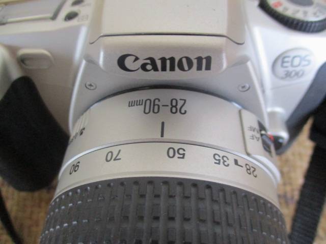 Nice Vintage Canon EOS 300 35mm Film Camera With Film In Shoulder Bag          1999
