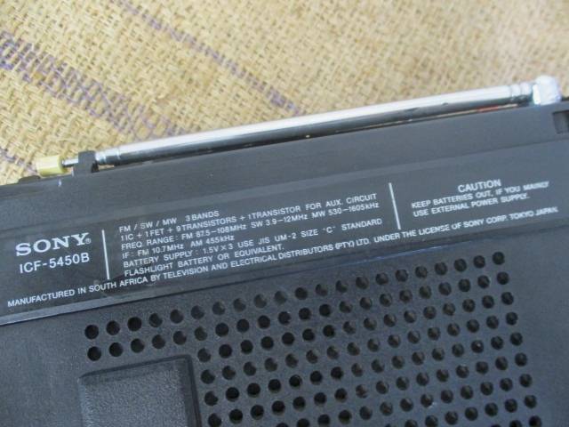An Awesome Vintage Sony ICF - 5450B FM/AM 3 Band Portable Radio         Approx 1980's