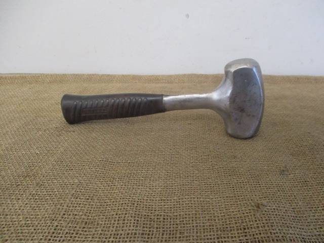 Beautiful Vintage Titan Heavy Duty Solid Steel 3lb Club Hammer        Made In Italy