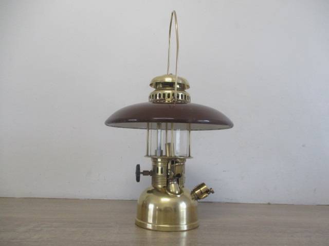 Masterpiece ....This Very Rare Vintage Geniol Germany Reg. Automatic 150 CP Kerosene Lamp