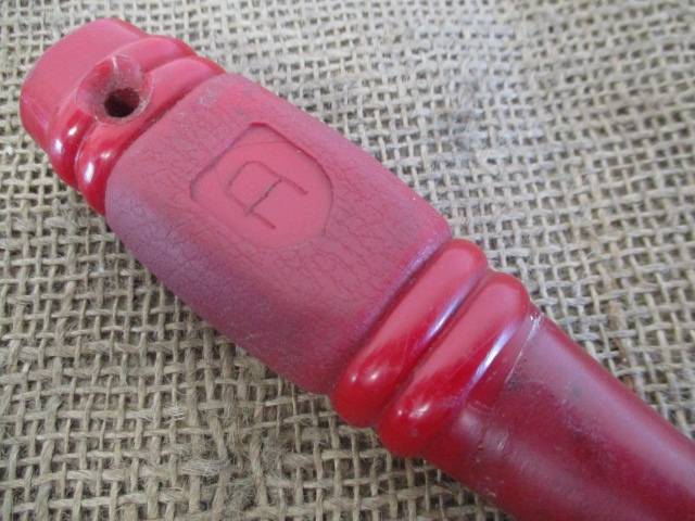 Two Collectable 3/4 inch & 1/4 inch Vintage Carpenter Woodworking Chisels