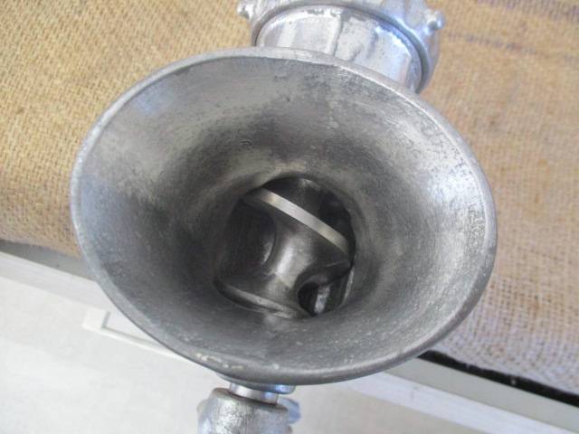 Complete Vintage Husqvarna Reliance No 8 Cast Iron Meat Mincer          Made In Sweden