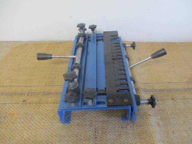 Nice Robust Steel Woodworking 7/16" Dovetail Machine