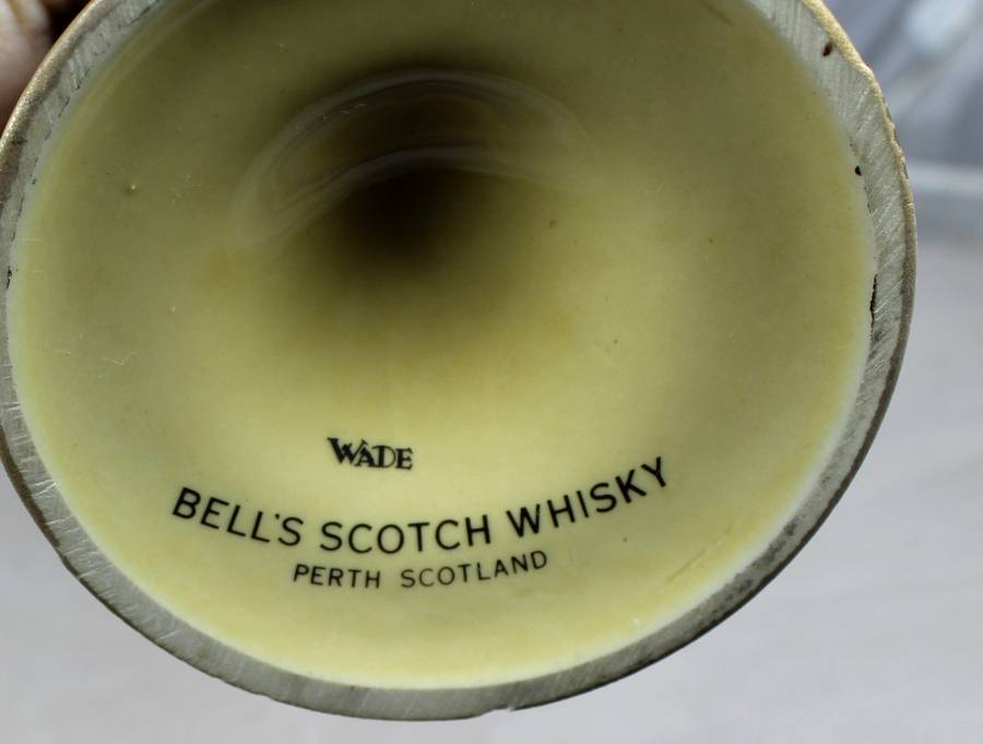 Small Wade Bell's Scotch whisky container - empty
