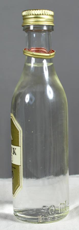 Mini liquor bottle - Old Buck dry gin