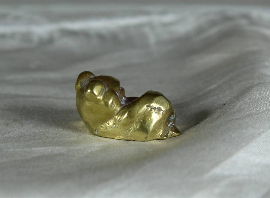 Miniature brass reclining frog