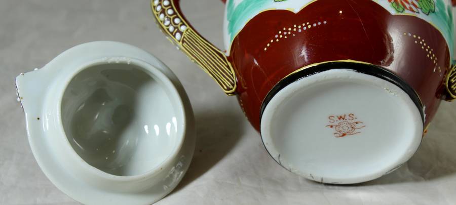 SWS porcelain - two handled lidded pot with embossed dragon