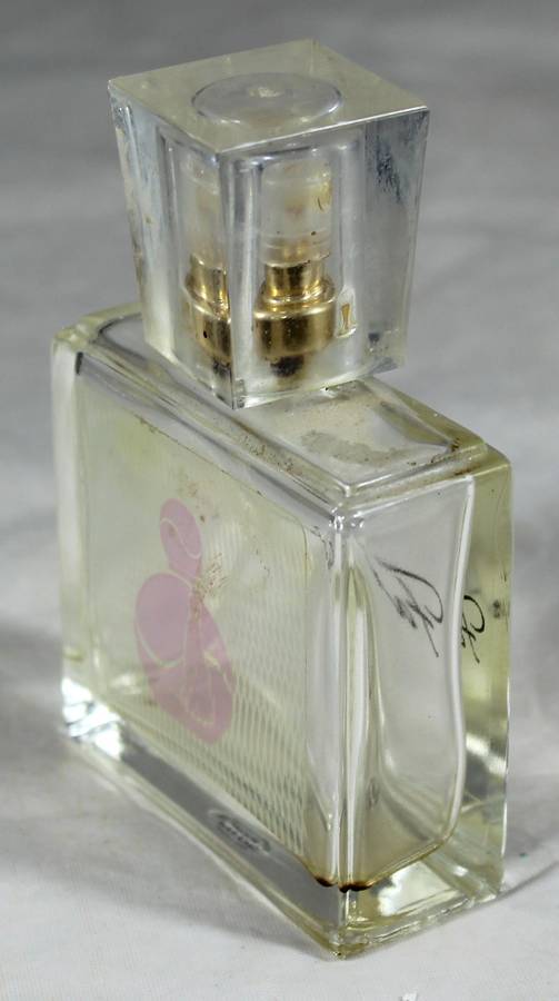Perfume bottle - Avon - Far Away