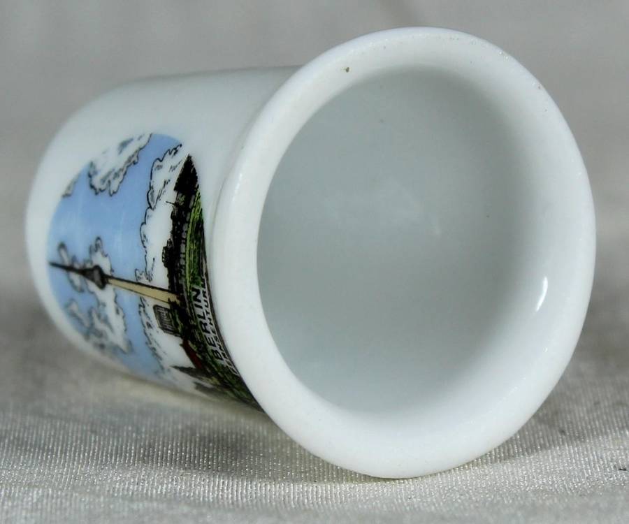 Bone China thimble - Berlin Fernsehturm